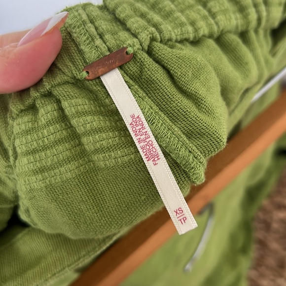 Free People Matching Linen Set - Picture 5 of 5